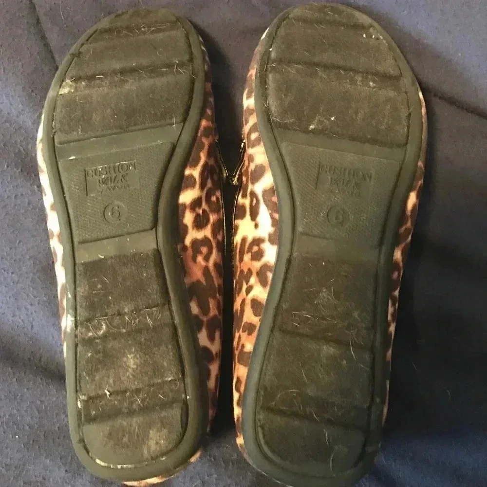 Cushion Walk by Avon‎ Women's size 6 Leopard Print Loafer Flats